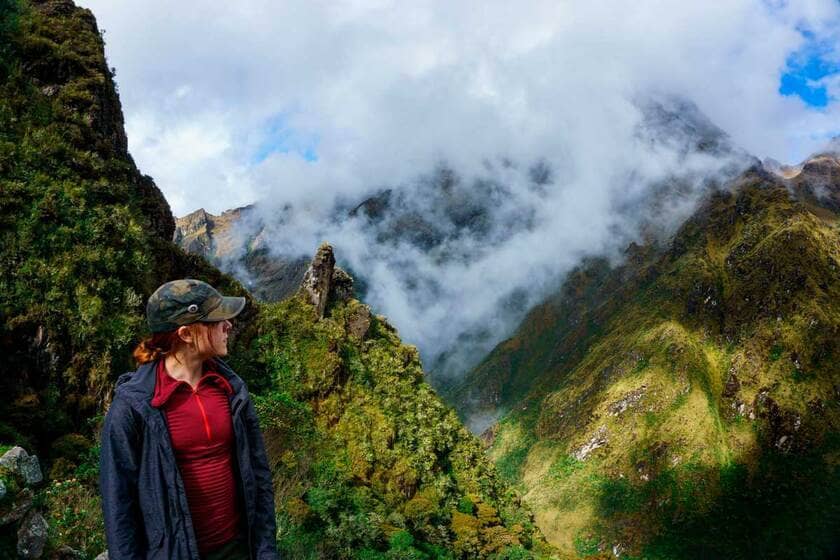 Día 2: Trekking Wayllabamba - Paso Warmi Wañuska - Pacaymayo